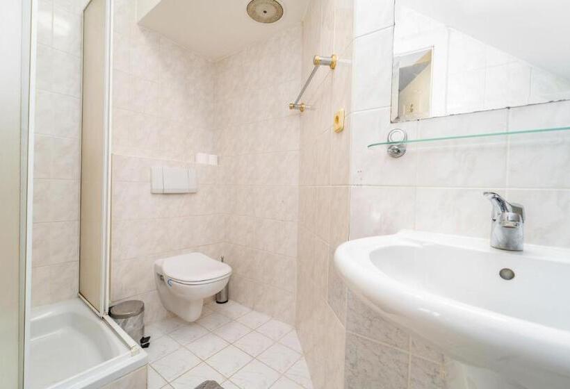 بنسيون Hotýlek Na Mýtě