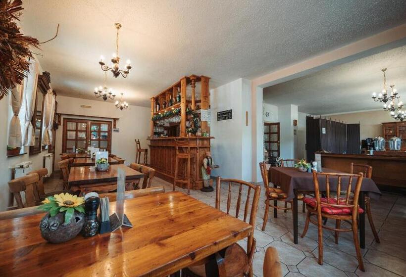 بنسيون Hotýlek Na Mýtě