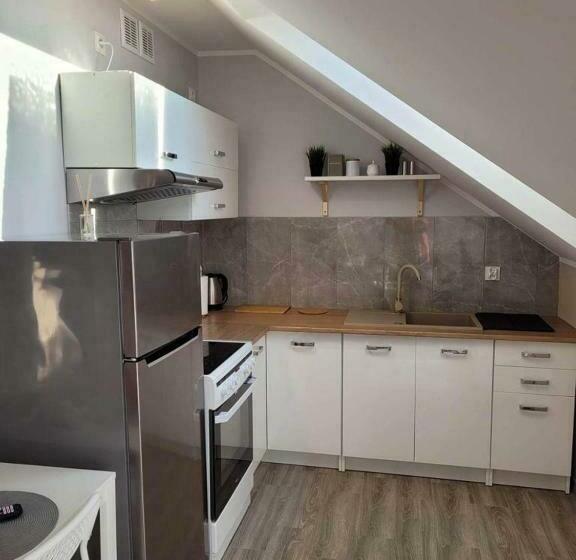 膳宿费 Kawalerka Wałowa 7