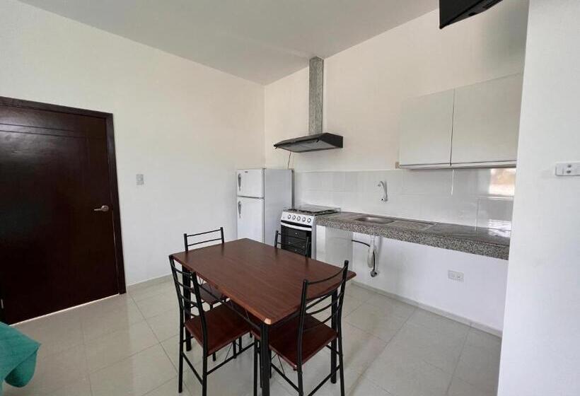 ペンション Hosteria La Veleta, Playas