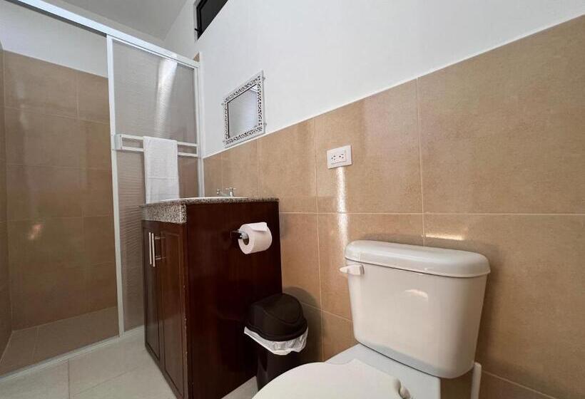 ペンション Hosteria La Veleta, Playas