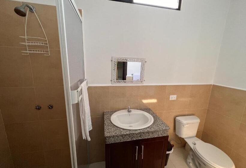 ペンション Hosteria La Veleta, Playas