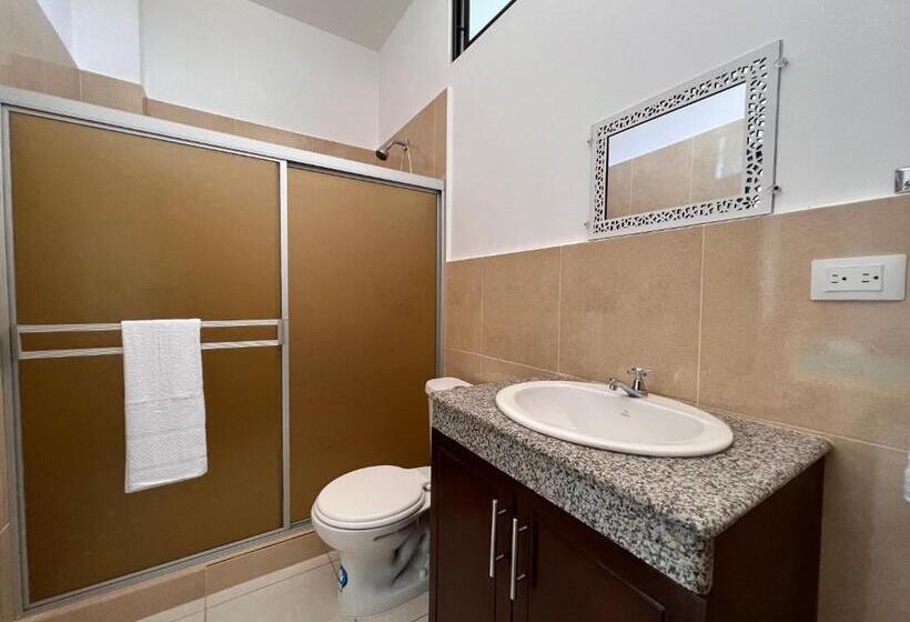 ペンション Hosteria La Veleta, Playas