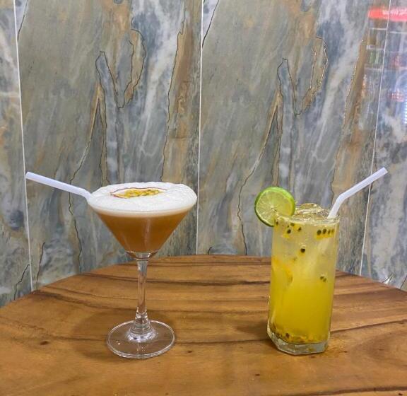 پانسیون Moonshine Guesthouse