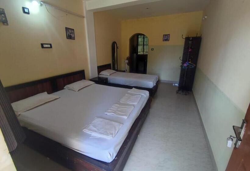 פנסיון Regina Residency Inn