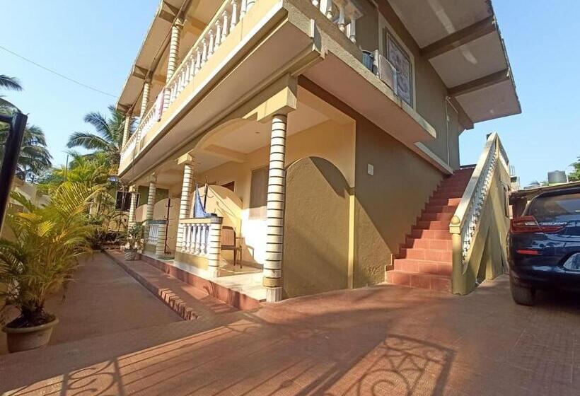 פנסיון Regina Residency Inn