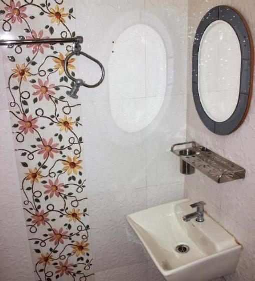 פנסיון Regina Residency Inn