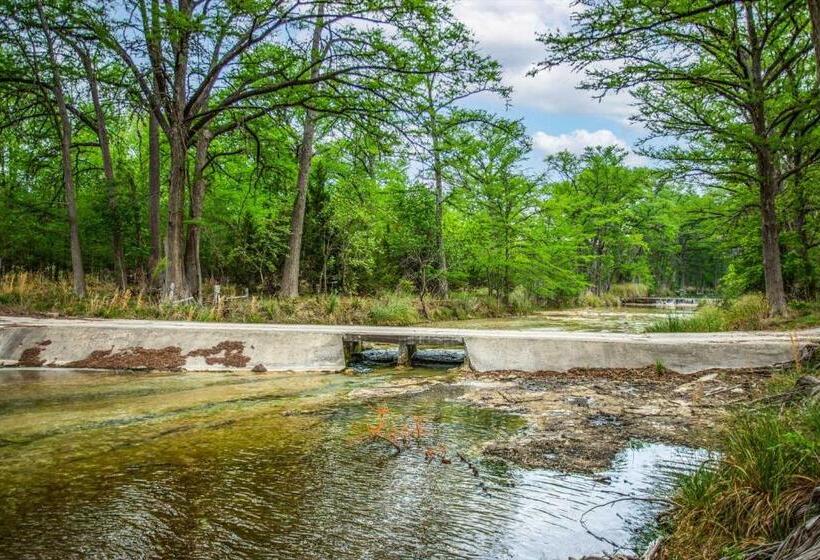 ペンション Rrr Cabin On The Medina