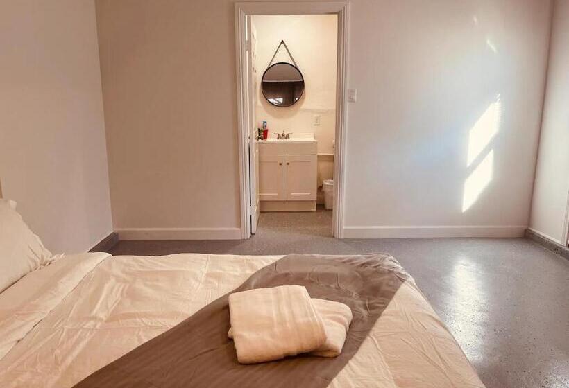 膳宿费 Studio With Private Entrance By Zen Living Short Term Rental