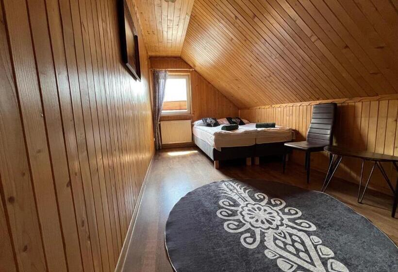 پانسیون Willa Przy Krupówkach