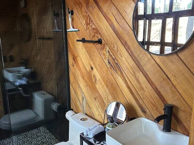 Pine Tree Mazamitla Hotel Boutique & Cabañas