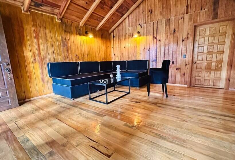 Pine Tree Mazamitla Hotel Boutique & Cabañas