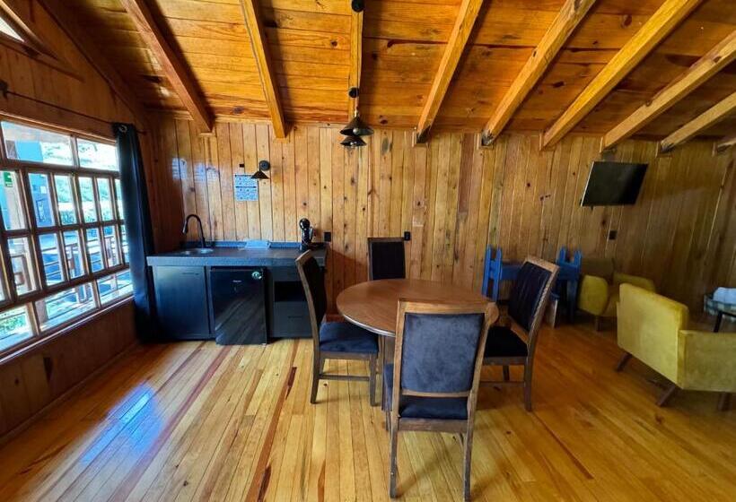 Pine Tree Mazamitla Hotel Boutique & Cabañas