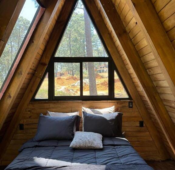 Pine Tree Mazamitla Hotel Boutique & Cabañas