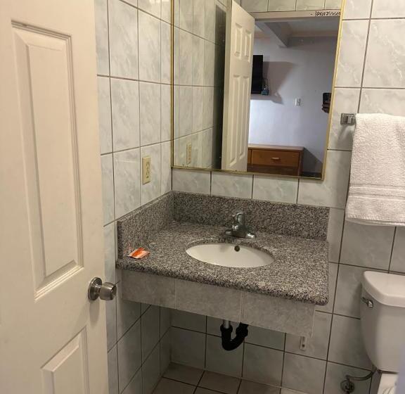 Plaza Inn Motel   Los Angeles Area