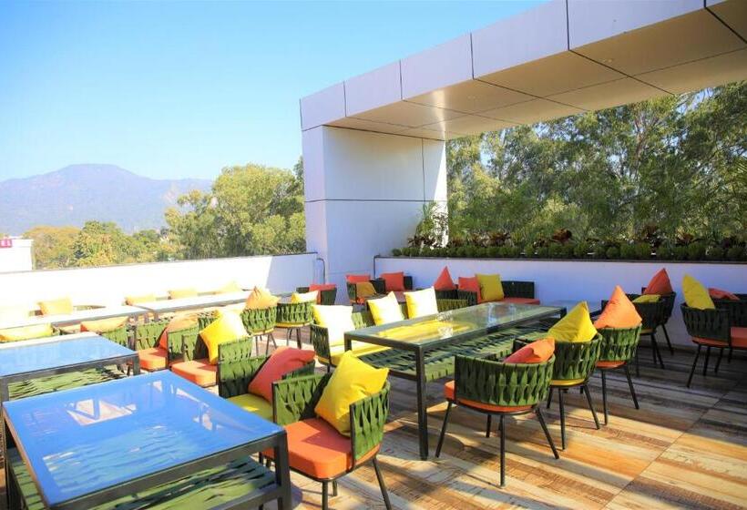 Pride Biznotel Haldwani Near Kathgodam Railway Station