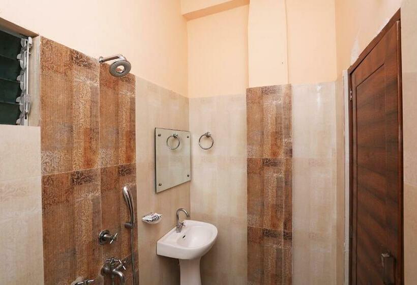 Resort Garden Retreat