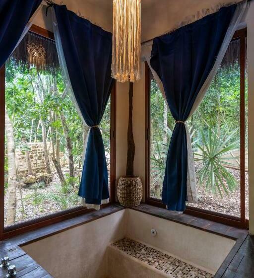 Xoot’ka’ana Villa Colibri