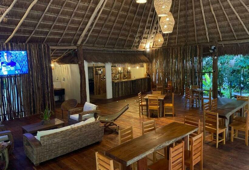 Xoot’ka’ana Villa Colibri