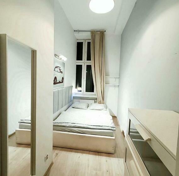 هاستل Centrum Fabryczna Rooms