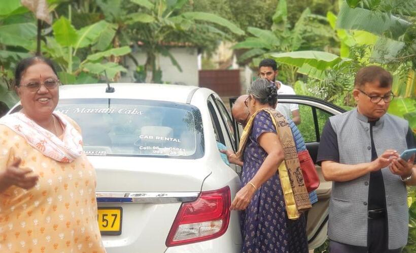 הוסטל Kumbakonam Inn Hotels   Kumbakonam Inn Stay