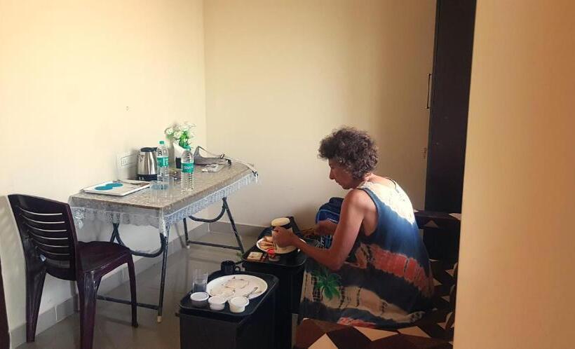 Hostel Kumbakonam Inn Hotels   Kumbakonam Inn Stay