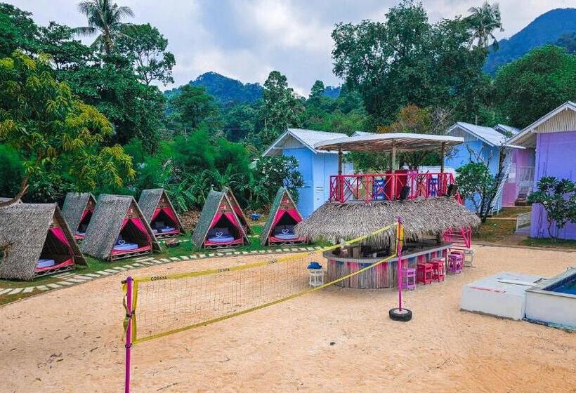 هاستل Slumber Resort Koh Chang