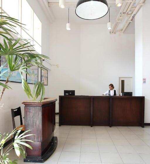 فندق صغير Tinidee Inn Ranong