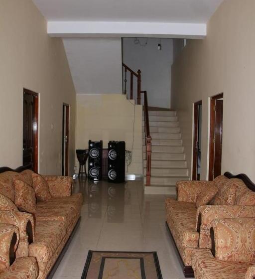 ベッドアンドブレックファースト Castlereagh Resort Hatton