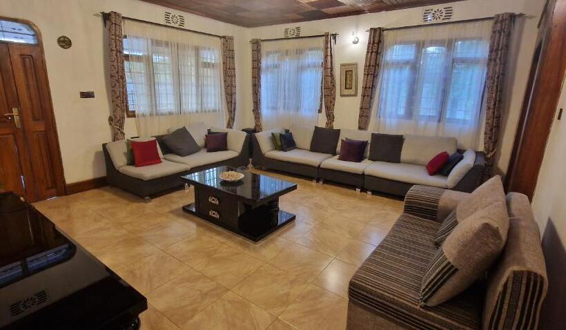 민박 Gatundu The Place To Be