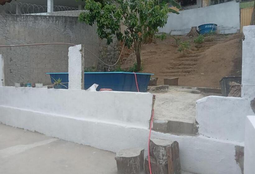 Bed and Breakfast Hostel Leonardo