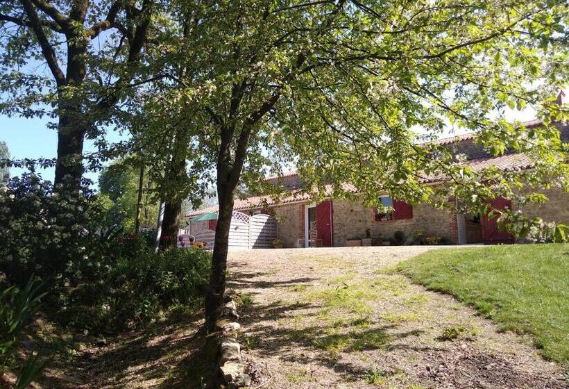 Bed and Breakfast Les Trois Geais