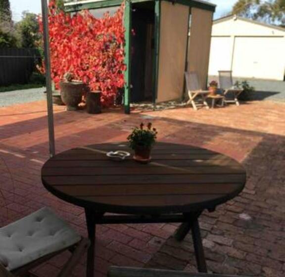 ベッドアンドブレックファースト Randell Cottage Adelaide Hills Cosy Rustic Hideaway