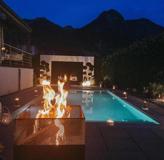 مبيت وإفطار Sunny Way Home Accommodation & Spa