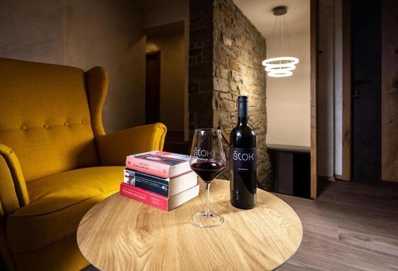 تختخواب و صبحانه štok   Rooms, Wine & Restaurant   Marezige, Koper