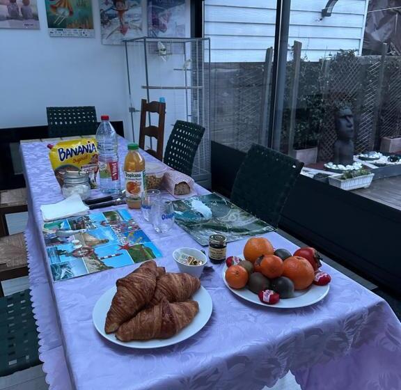 住宿加早餐  Villa Les Buissonets