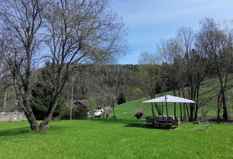 צימר Zaczarowalim   Dom W Górach Sowich