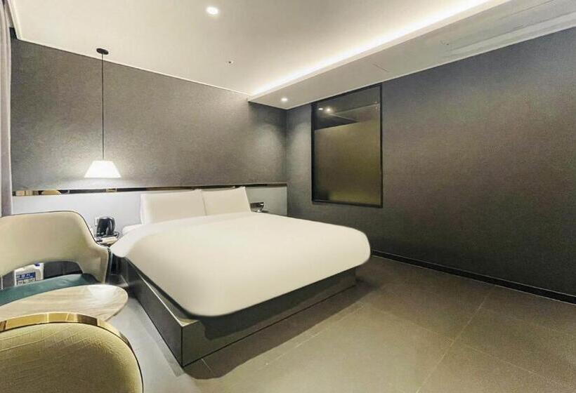 Brown Dot Hotel Yangsan Seochang