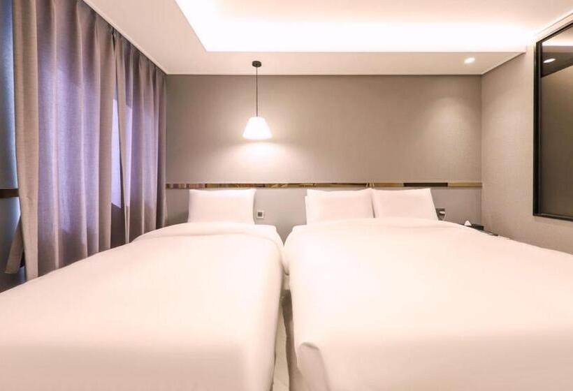 Brown Dot Hotel Yangsan Seochang