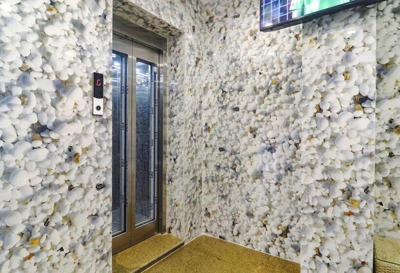 Fabhotel Fortune Grand   Nr Metro Station Lakdikapul