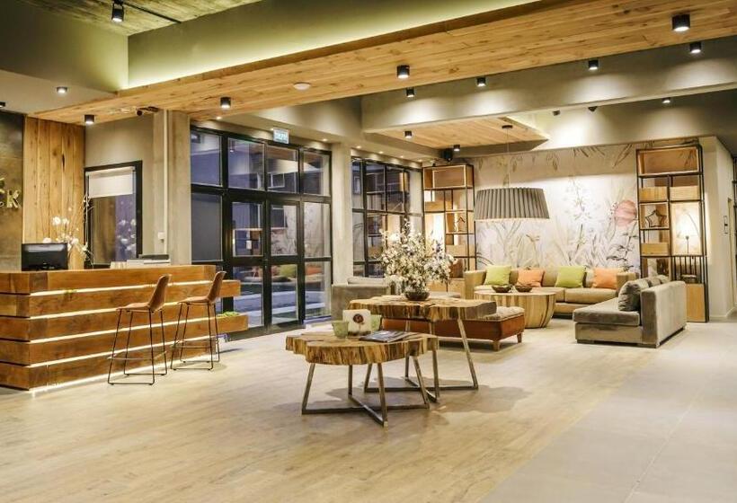 Gluck Patagonia Aparts