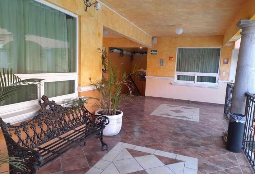 ホテル Anturio Express