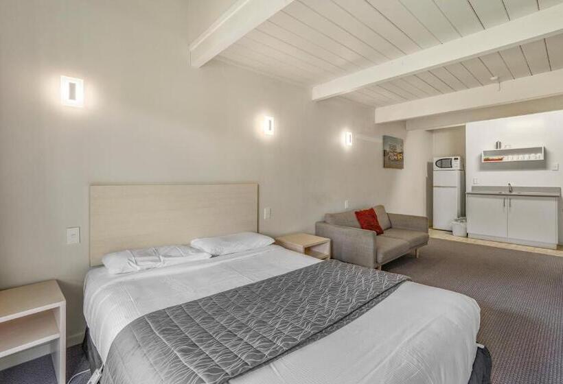 فندق Capital Lodge Motor Inn