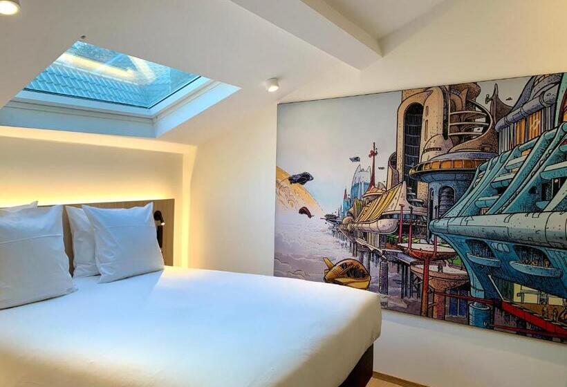 Отель Comic Art