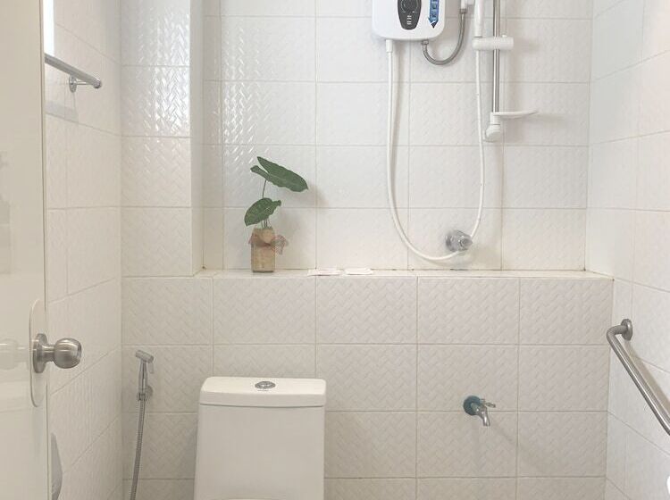 هتل Davao Airport View