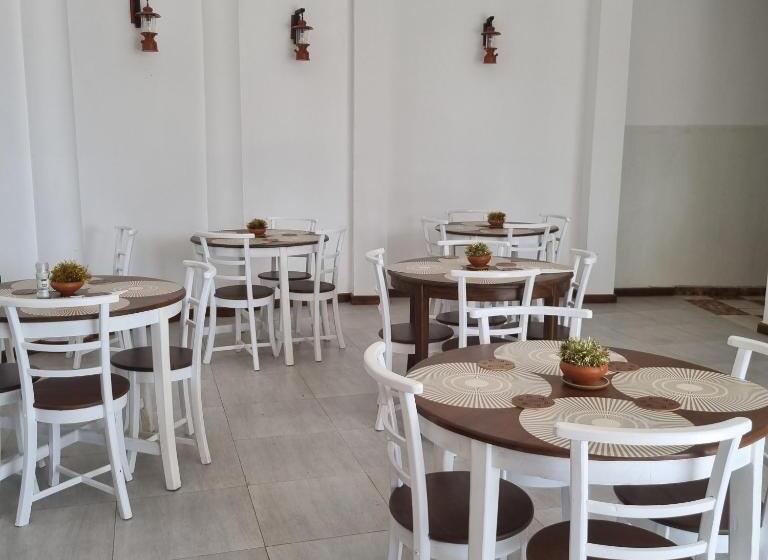 호텔 Dhammika Beach Palace