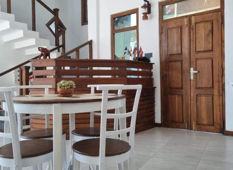 호텔 Dhammika Beach Palace