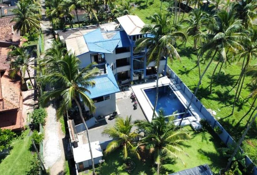 호텔 Dhammika Beach Palace