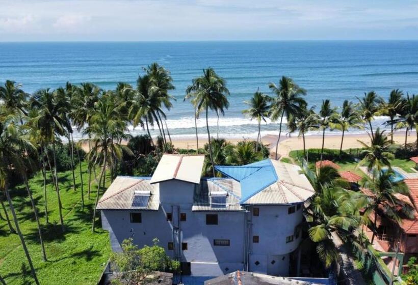 호텔 Dhammika Beach Palace