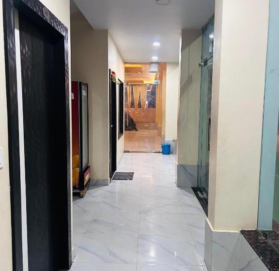 Отель Gokul Dham